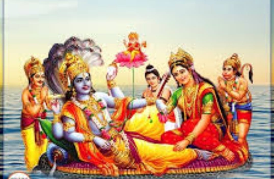 शादियों के लिए बाजार सजा: कपड़ा, सराफा, इलेक्ट्रानिक, वाहन Showrooms पर सामानों की बुकिंग कर रहे लोग