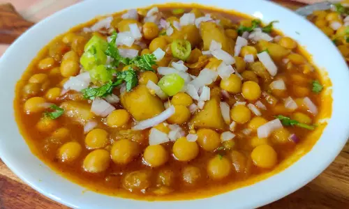घुघनी चाट रेसिपी