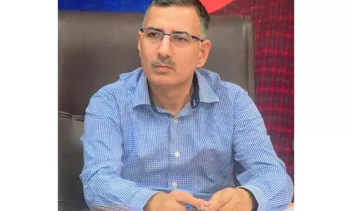 DC सांबा ने बंकरों, बीएडीपी परियोजनाओं के निर्माण की स्थिति की समीक्षा की