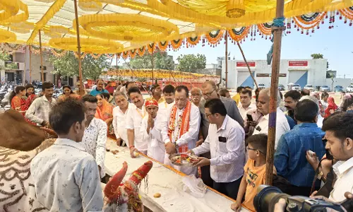 Jaipur: गोपाष्टमी पर पिंजरापोल गौशाला में आयोजित हुआ कार्यक्रम,गायों का संरक्षण व सर्वंद्वन करें