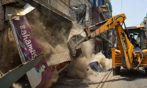 कानून द्वारा शासित समाज में ‘बुलडोजर न्याय’ का कोई स्थान नहीं है: SC