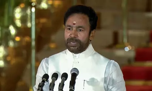 Telangana: किशन रेड्डी ने सीएम रेवंत रेड्डी को मुसी पदयात्रा से पहले किसानों से मिलने की चुनौती दी Telangana: किशन रेड्डी ने सीएम रेवंत रेड्डी को मुसी पदयात्रा से पहले किसानों से मिलने की चुनौती दी