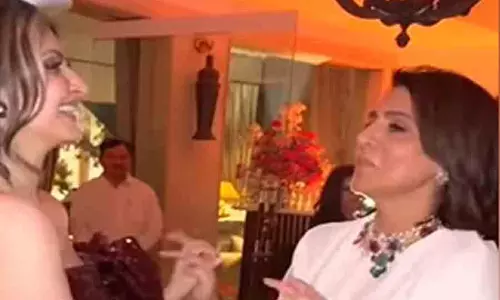 Neetu Kapoor, Riddhima Kapoor ने एनिमल के गाने जमाल कुडू के हुकस्टेप पर डांस किया Neetu Kapoor, Riddhima Kapoor ने एनिमल के गाने जमाल कुडू के हुकस्टेप पर डांस किया