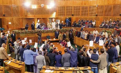 Jammu: अनुच्छेद 370 फिर से सार्वजनिक चर्चा में Jammu: अनुच्छेद 370 फिर से सार्वजनिक चर्चा में