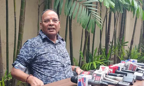 विधायक ने अजय चंद्राकर ने प्रेसवार्ता में उठाया बाहरी और स्थानीय का मुद्दा विधायक ने अजय चंद्राकर ने प्रेसवार्ता में उठाया बाहरी और स्थानीय का मुद्दा