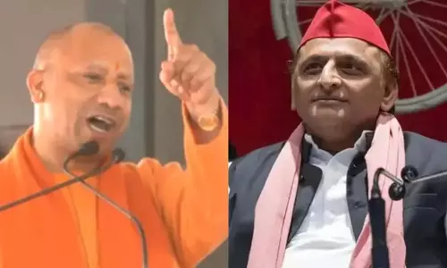 CM योगी  ने सपा को दंगाइयों का प्रोडक्शन हाउस बताया, अखिलेश को सीईओ बताया