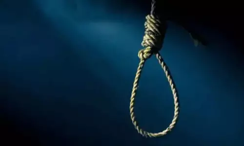 Rajasthan: शख्स और उसकी मौसी फांसी पर लटके मिले, विवाहेतर संबंध का संदेह Rajasthan: शख्स और उसकी मौसी फांसी पर लटके मिले, विवाहेतर संबंध का संदेह