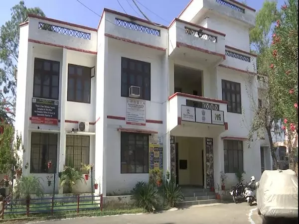 ITI Rajouri ने बेरोजगार युवाओं के लिए नए कौशल-आधारित ट्रेड शुरू किए ITI Rajouri ने बेरोजगार युवाओं के लिए नए कौशल-आधारित ट्रेड शुरू किए