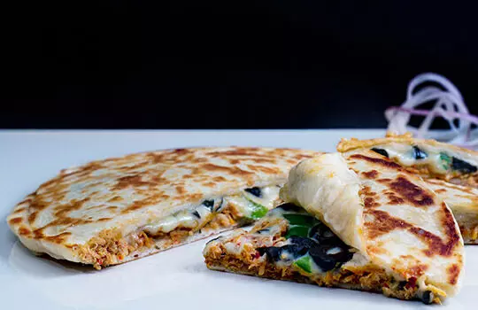 Pizza Paratha बच्चों और बड़ों को भी आएगा पसंद