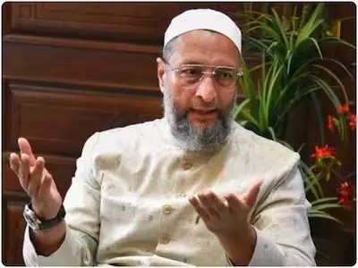 Owaisi ने वोट जिहाद वाली टिप्पणी को लेकर फडणवीस पर पलटवार किया