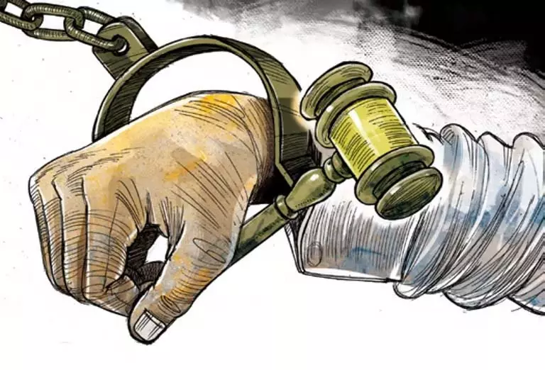 तेलंगाना में 10 वर्षों में NDPS अधिनियम के तहत गिरफ्तारियां 900% बढ़ीं तेलंगाना में 10 वर्षों में NDPS अधिनियम के तहत गिरफ्तारियां 900% बढ़ीं