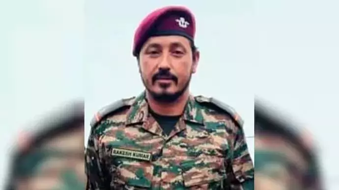 J&K: किश्तवाड़ मुठभेड़ में जेसीओ शहीद J&K: किश्तवाड़ मुठभेड़ में जेसीओ शहीद