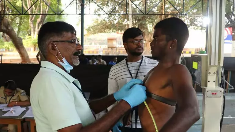 ओडिशा सिविल सेवा उम्मीदवारों को MCH में फिटनेस टेस्ट से गुजरना होगा ओडिशा सिविल सेवा उम्मीदवारों को MCH में फिटनेस टेस्ट से गुजरना होगा