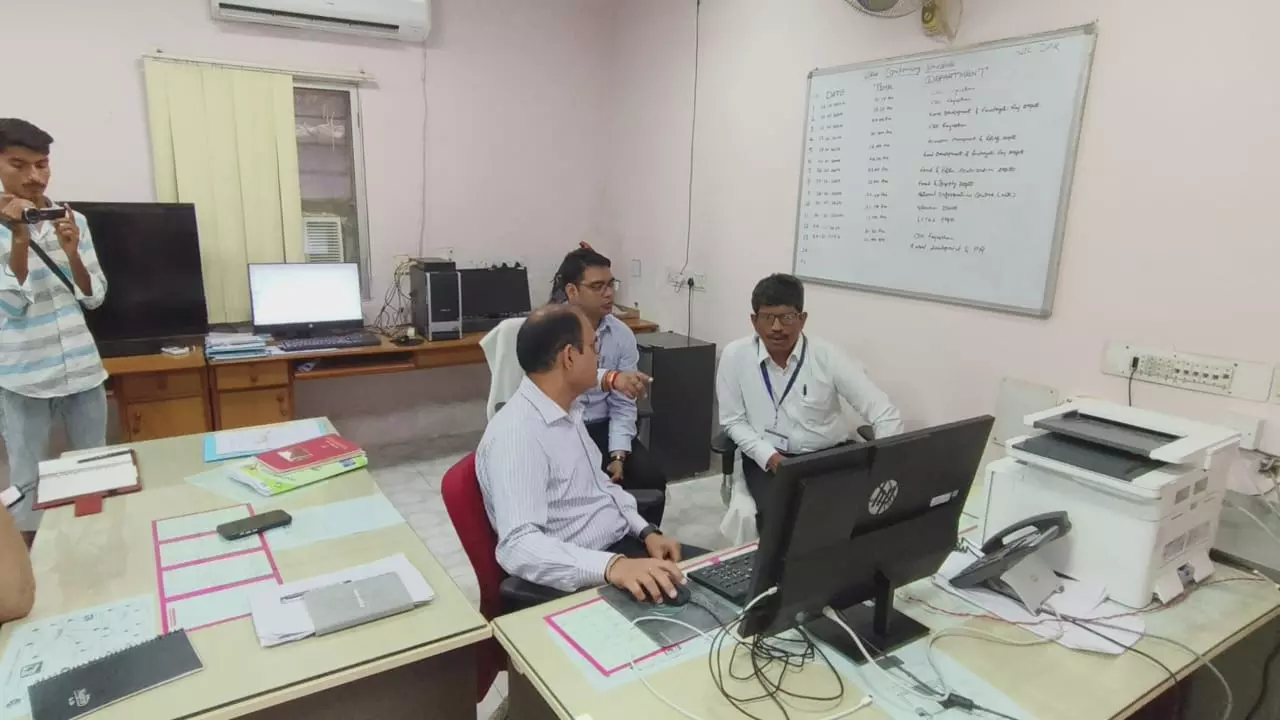 Dungarpur: विधानसभा उप चुनाव-2024 मतदान दल कार्मिक एवं माइक्रो पर्यवेक्षकों का तृतीय रेण्डमाइजेशन Dungarpur: विधानसभा उप चुनाव-2024 मतदान दल कार्मिक एवं माइक्रो पर्यवेक्षकों का तृतीय रेण्डमाइजेशन