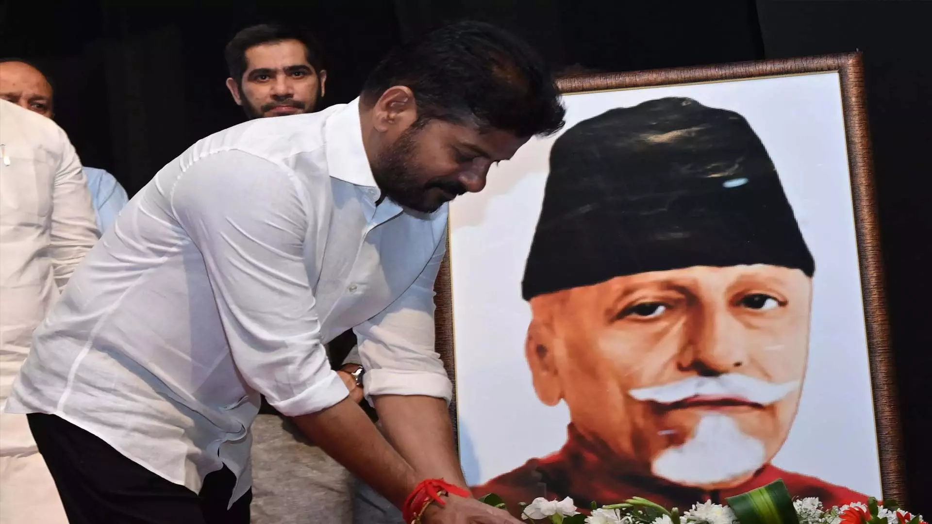 हिंदू, मुसलमान Telangana सरकार की दो आंखें- रेवंत हिंदू, मुसलमान Telangana सरकार की दो आंखें- रेवंत