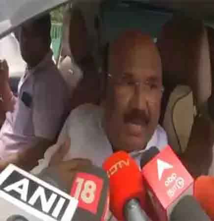 भाजपा के साथ कोई संबंध या गठबंधन नहीं: AIADMK के D जयकुमार ने पार्टी का रुख दोहराया भाजपा के साथ कोई संबंध या गठबंधन नहीं: AIADMK के D जयकुमार ने पार्टी का रुख दोहराया