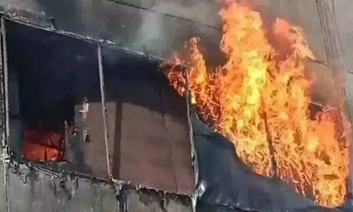 Telangana: जुबली हिल्स के रेस्तरां में विस्फोट Telangana: जुबली हिल्स के रेस्तरां में विस्फोट
