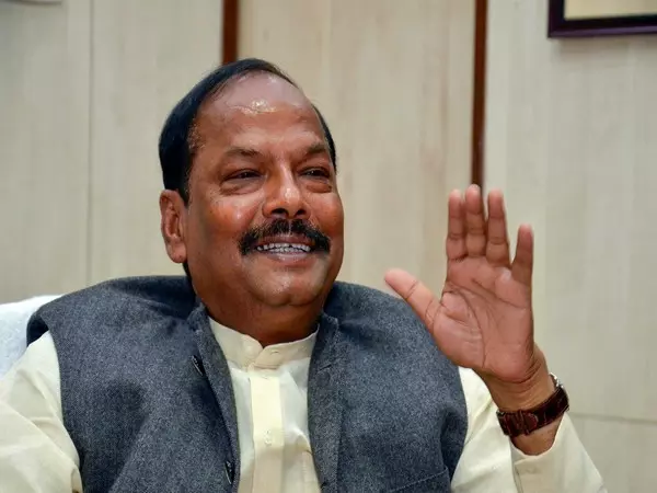 Odisha सरकार ने राज्य महिला आयोग की अध्यक्ष मिनाती बेहरा को हटाने का आदेश दिया Odisha सरकार ने राज्य महिला आयोग की अध्यक्ष मिनाती बेहरा को हटाने का आदेश दिया