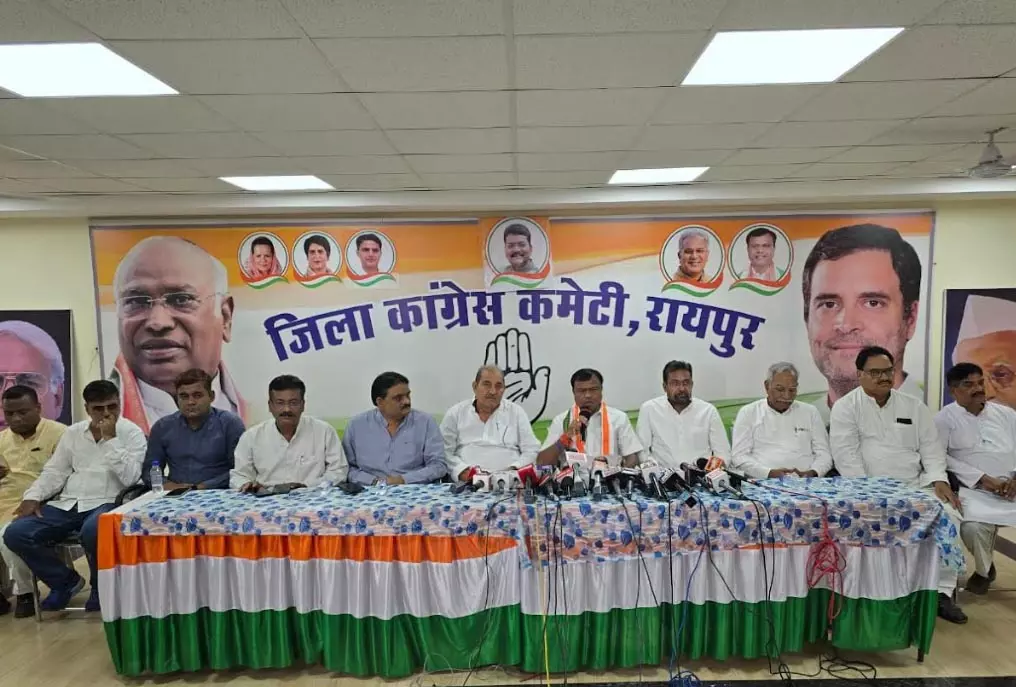 जनता बदलाव के लिए मतदान को आतुर है : दीपक बैज जनता बदलाव के लिए मतदान को आतुर है : दीपक बैज