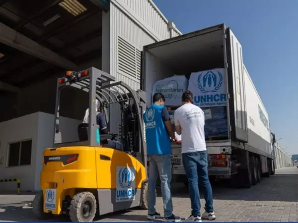 दुबई ह्यूमैनिटेरियन ने लेबनान में संघर्ष-विस्थापित लोगों के लिए UNHCR से राहत सामग्री जुटाई दुबई ह्यूमैनिटेरियन ने लेबनान में संघर्ष-विस्थापित लोगों के लिए UNHCR से राहत सामग्री जुटाई