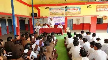 CG: राष्ट्रीय शिक्षा दिवस पर हुआ विधिक साक्षरता शिविर का आयोजन CG: राष्ट्रीय शिक्षा दिवस पर हुआ विधिक साक्षरता शिविर का आयोजन