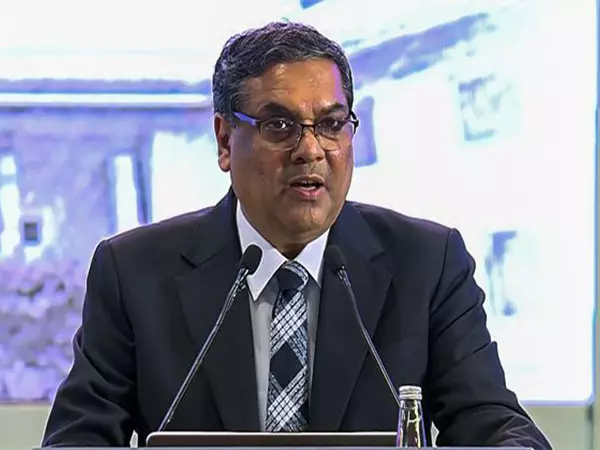 CJI संजीव खन्ना ने अदालतों को सुलभ और उपयोगकर्ता अनुकूल बनाने के लिए अपना दृष्टिकोण बताया CJI संजीव खन्ना ने अदालतों को सुलभ और उपयोगकर्ता अनुकूल बनाने के लिए अपना दृष्टिकोण बताया