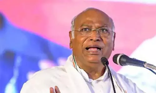 भारत को आरएसएस, मोदी और अमित शाह से खतरा: Kharge