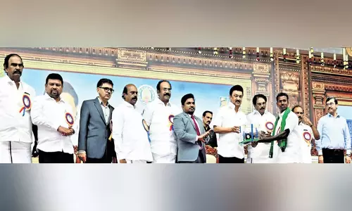 Tamil: मुख्यमंत्री ने घोषणा की कि सरकार बच्चों की शिक्षा का खर्च वहन करेगी