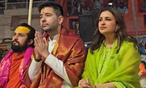 गंगा आरती से मंत्रमुग्ध हुए राघव चड्ढा