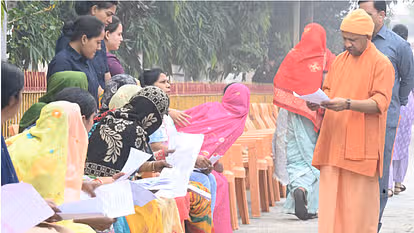 Gorakhpur: उपचार, हॉस्पिटल का पैसा देगी सरकार: सीएम योगी