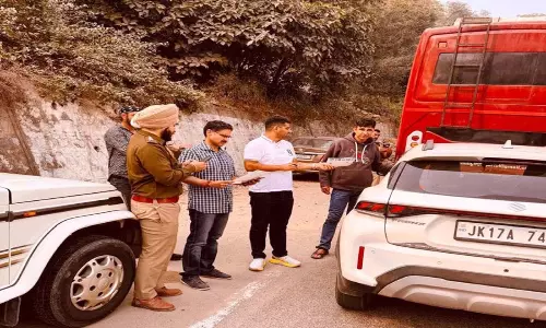 J&K: यातायात नियमों का उल्लंघन करने वालों से 19 लाख रुपये जुर्माना वसूला गया