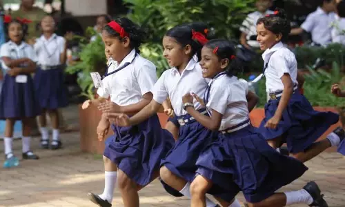 Ernakulam जिले में आज सरकारी स्कूलों में छुट्टी