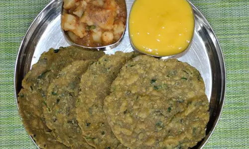 बाजरा मेथी पूरी रेसिपी