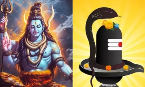 Shiv Chalisa: सोमवार के दिन करें ये छोटा सा काम , महादेव का मिलेगा आशीर्वाद