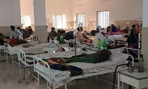Bhiwani: मौसम में आए बदलाव के चलते वायरल, खांसी-जुकाम ; बढ़ी मरीजों की संख्या Bhiwani: मौसम में आए बदलाव के चलते वायरल, खांसी-जुकाम ; बढ़ी मरीजों की संख्या