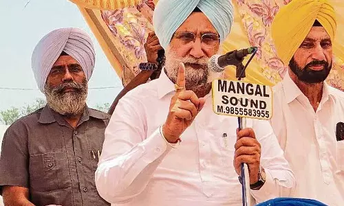 प्रतिष्ठा दांव पर, Deputy CM अपने गढ़ की रक्षा के लिए हरसंभव प्रयास कर रहे प्रतिष्ठा दांव पर, Deputy CM अपने गढ़ की रक्षा के लिए हरसंभव प्रयास कर रहे