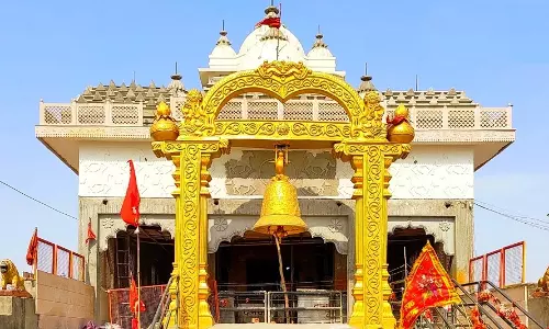 Maa Durga Temple: देशभर में प्रसिद्ध हैं मां दुर्गा का ये बेहद चमत्कारी मंदिर