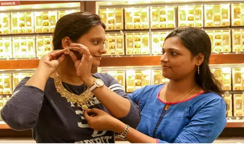 Chennai में सोने की कीमत में 440 रुपये प्रति गिन्नी की गिरावट