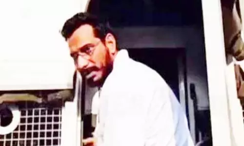 MLA देवेंद्र यादव को राहत नहीं, लगा झटका
