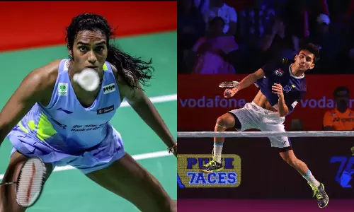 PV Sindhu और लक्ष्य सेन कुमामोटो मास्टर्स के लिए जापान रवाना PV Sindhu और लक्ष्य सेन कुमामोटो मास्टर्स के लिए जापान रवाना