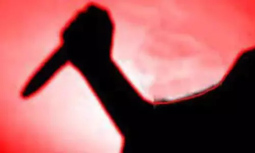 Assam की महिला की चाकू घोंपकर हत्या, आरोपी ने आत्महत्या का प्रयास किया