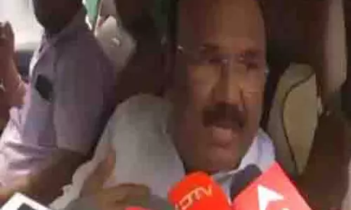 भाजपा के साथ कोई संबंध या गठबंधन नहीं: AIADMK के D जयकुमार ने पार्टी का रुख दोहराया भाजपा के साथ कोई संबंध या गठबंधन नहीं: AIADMK के D जयकुमार ने पार्टी का रुख दोहराया