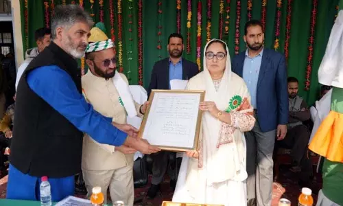 Jammu: अंद्राबी ने इस्लामिया फरीदिया एडु इंस्टीट्यूट के समारोह की अध्यक्षता की
