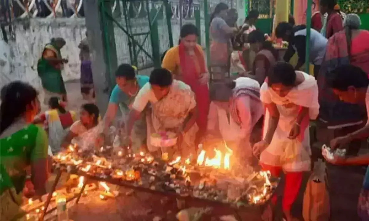 Telangana: कार्तिक सोमवार के दिन शिव मंदिरों में भक्तों का तांता लगा रहता है