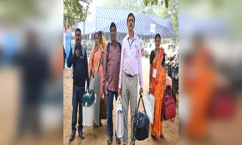Jharkhand: झारखंड में पहले चरण की 43 सीटों पर थमा प्रचार, मैदान में 683 उम्मीदवार Jharkhand: झारखंड में पहले चरण की 43 सीटों पर थमा प्रचार, मैदान में 683 उम्मीदवार