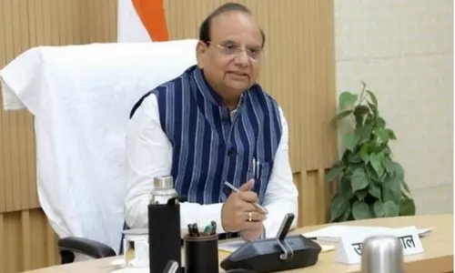 Delhi LG ने स्टाफ की कमी को दूर करने के लिए 1463 स्वास्थ्य पेशेवरों की भर्ती को मंजूरी दी Delhi LG ने स्टाफ की कमी को दूर करने के लिए 1463 स्वास्थ्य पेशेवरों की भर्ती को मंजूरी दी