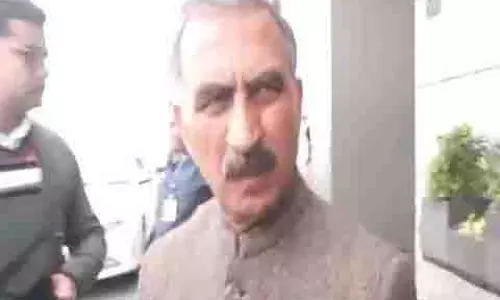 हिमाचल प्रदेश के मुख्यमंत्री और उपमुख्यमंत्री ने Kishtwar में शहीद हुए सेना के जवान को दी श्रद्धांजलि