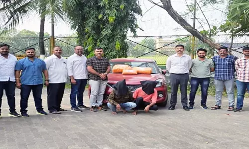 Mira-Bhayander: 8.72 लाख का 13.5 किलोग्राम गांजा, 2 ड्रग तस्कर गिरफ्तार Mira-Bhayander: 8.72 लाख का 13.5 किलोग्राम गांजा, 2 ड्रग तस्कर गिरफ्तार