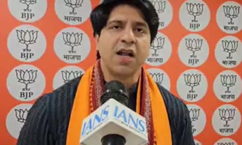 बंटोगे तो कटोगे और एक रहोगे तो सेफ रहोगे के नारे से ओवैसी के पेट में क्यों हो रहा दर्द? : शहजाद पूनावाला बंटोगे तो कटोगे और एक रहोगे तो सेफ रहोगे के नारे से ओवैसी के पेट में क्यों हो रहा दर्द? : शहजाद पूनावाला