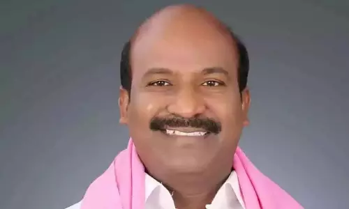 Telangana: पूर्व बीआरएस विधायक पुलिस के समक्ष पेश नहीं हुए Telangana: पूर्व बीआरएस विधायक पुलिस के समक्ष पेश नहीं हुए